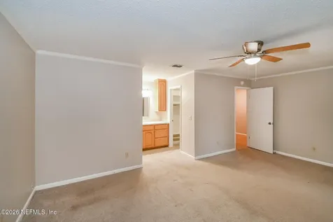 3056 Bridgeview Drive Jacksonville FL 32216