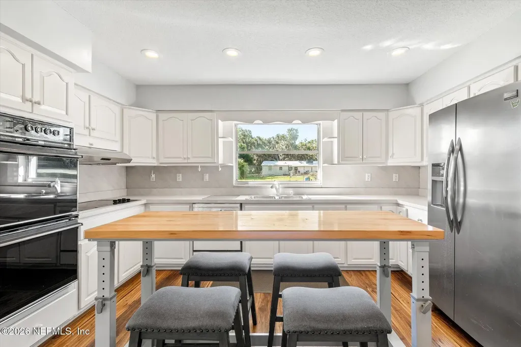 730 N Park Street Crescent City FL 32112