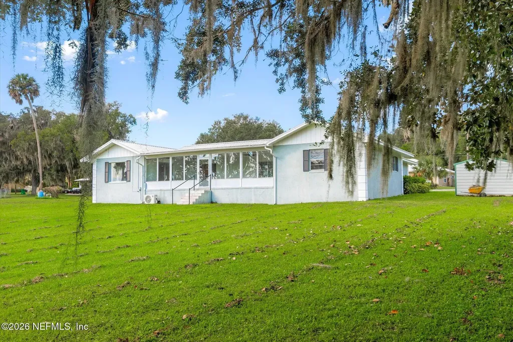 730 N Park Street Crescent City FL 32112