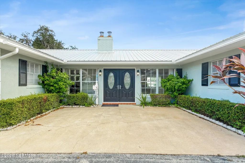 730 N Park Street Crescent City FL 32112