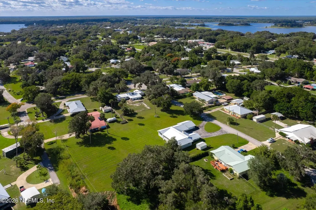 730 N Park Street Crescent City FL 32112