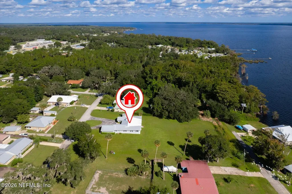 730 N Park Street Crescent City FL 32112