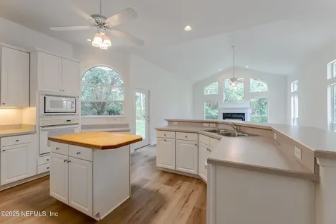 12861 Meaghan Court Jacksonville FL 32225