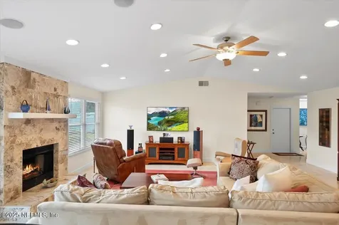 11869 Curlew Way Jacksonville FL 32223