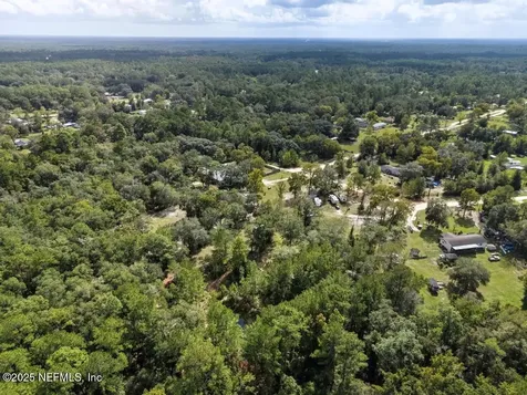 1886 Gentle Breeze Road Middleburg FL 32068
