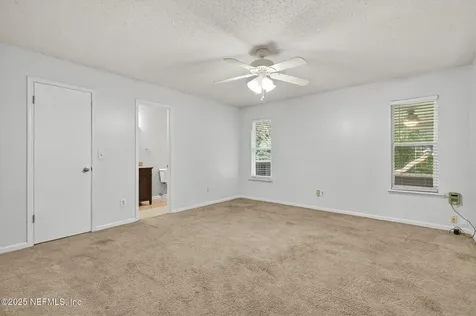 5473 Autumnbrook Trail N Jacksonville FL 32258