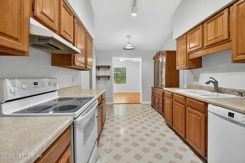 5473 Autumnbrook Trail N Jacksonville FL 32258