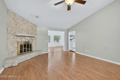 5473 Autumnbrook Trail N Jacksonville FL 32258