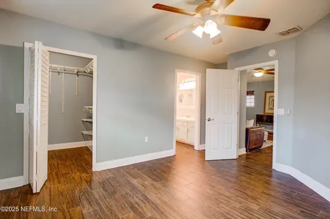 1655 The Greens Way Jacksonville Beach FL 32250