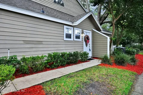 3549 Chestnut Hill Court Jacksonville FL 32223