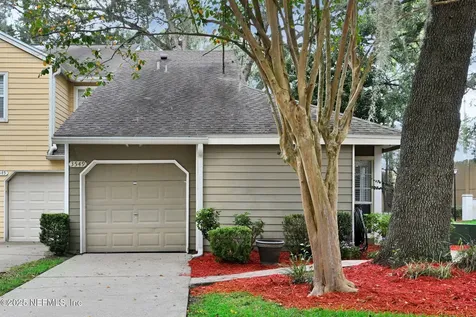 3549 Chestnut Hill Court Jacksonville FL 32223