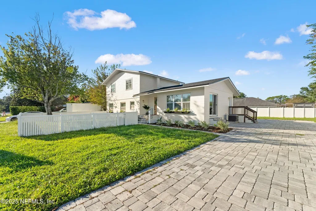 1533 Bentin Drive N Jacksonville Beach FL 32250