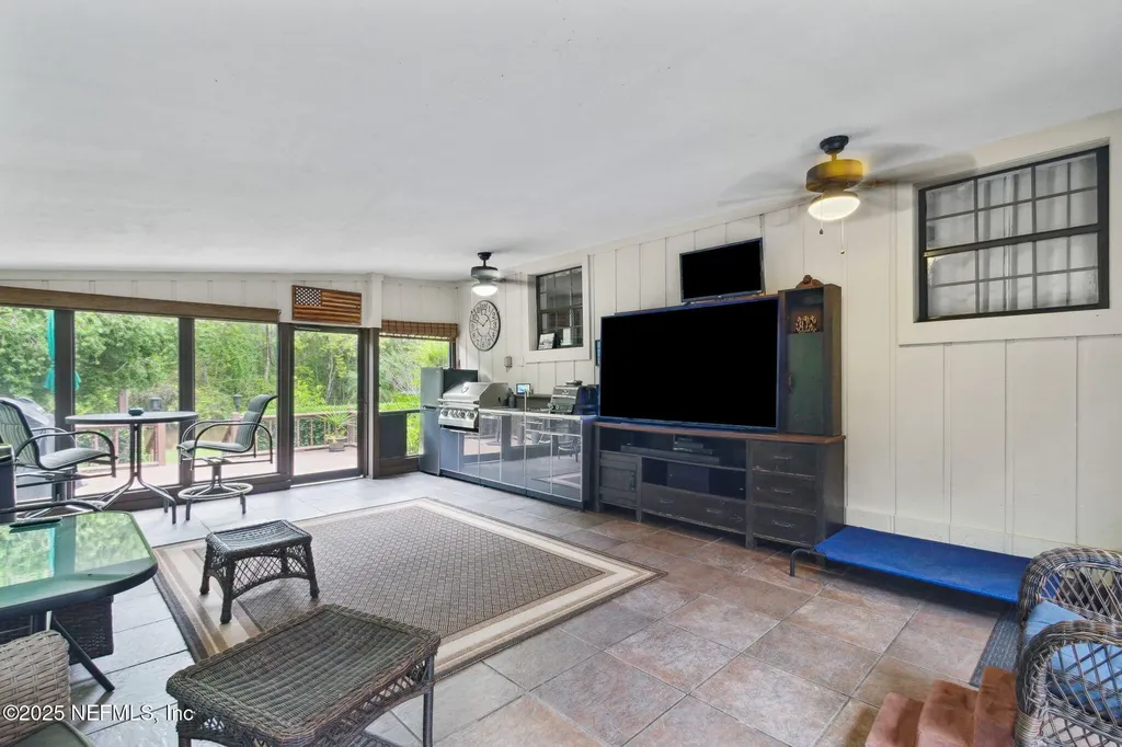 540 State Road 16 W Green Cove Springs FL 32043
