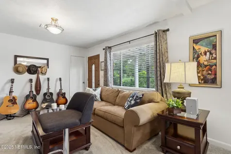 540 State Road 16 W Green Cove Springs FL 32043