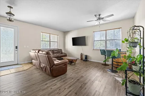 10625 Baylor Avenue Hastings FL 32145