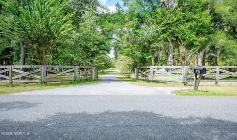 6769 SE 62nd Court Trenton FL 32693