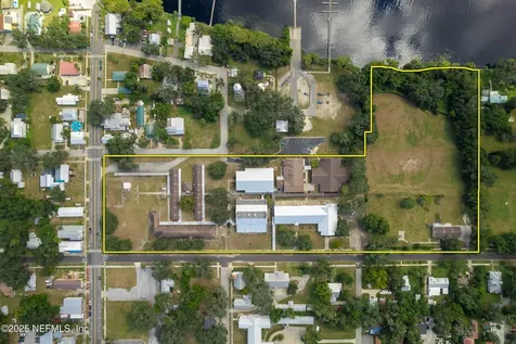 101 S Prospect Street Crescent City FL 32112
