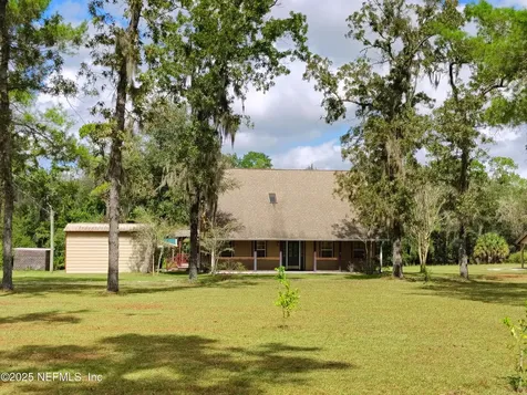 110 James Drive Palatka FL 32177