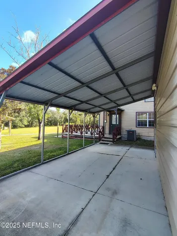 110 James Drive Palatka FL 32177