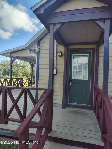 110 James Drive Palatka FL 32177