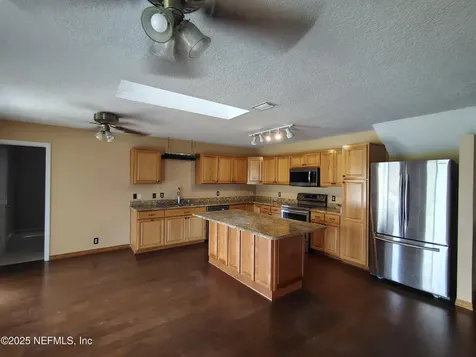 110 James Drive Palatka FL 32177