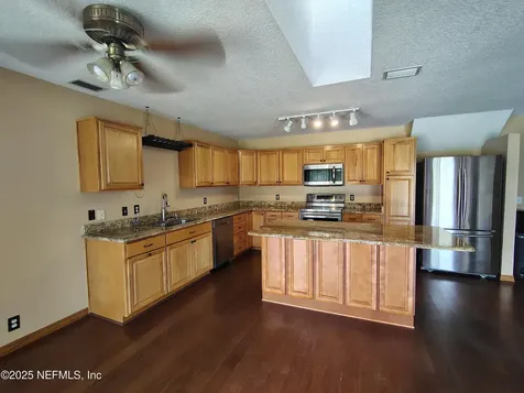 110 James Drive Palatka FL 32177