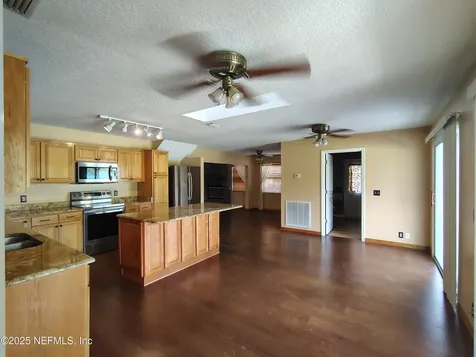 110 James Drive Palatka FL 32177