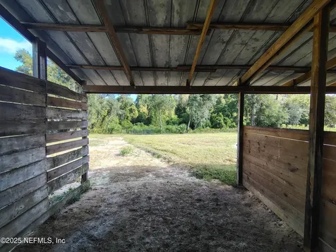 110 James Drive Palatka FL 32177