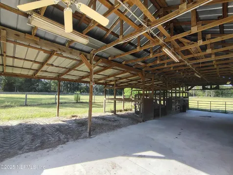 110 James Drive Palatka FL 32177