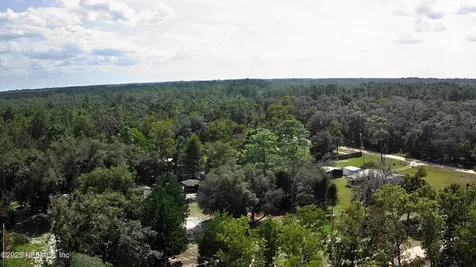 110 James Drive Palatka FL 32177