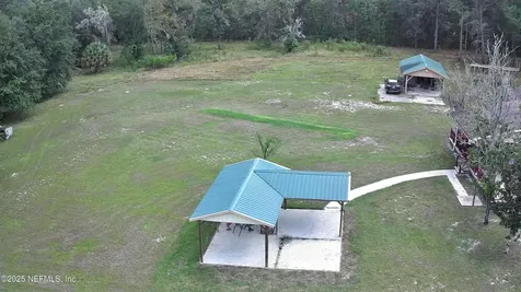 110 James Drive Palatka FL 32177