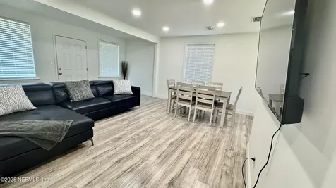 9720 Jupiter Court S Jacksonville FL 32246