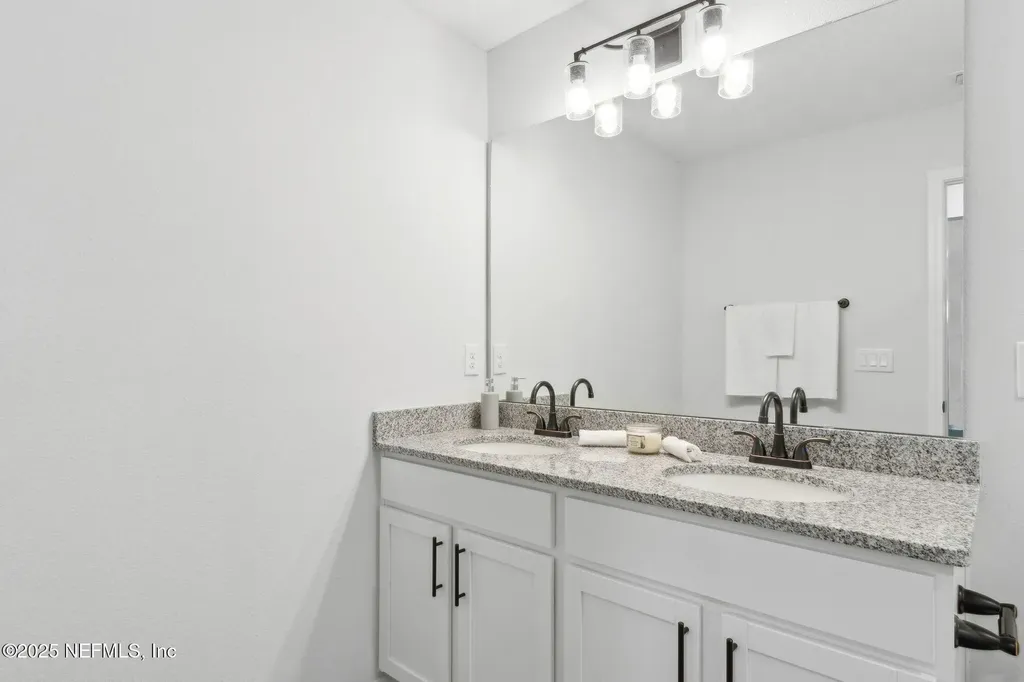 860 Center Street N Baldwin FL 32234