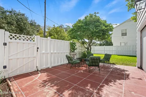 1130 River Oaks Road Jacksonville FL 32207