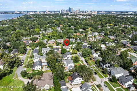 1130 River Oaks Road Jacksonville FL 32207