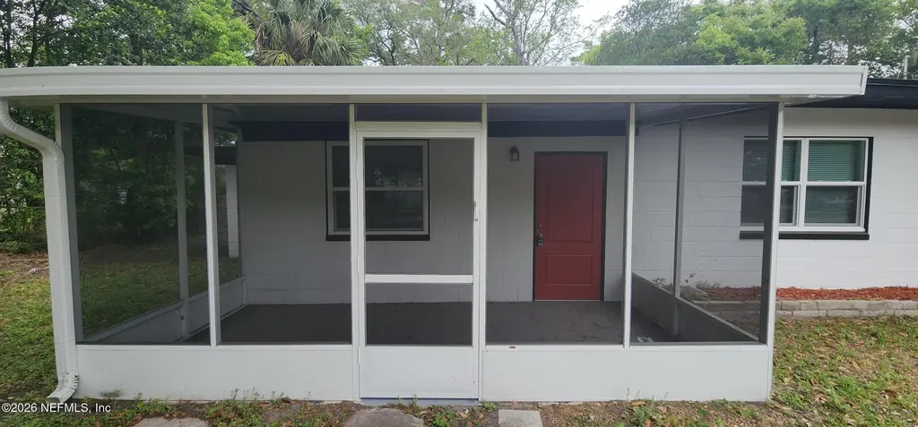 8223 Brackridge Boulevard S Jacksonville FL 32216