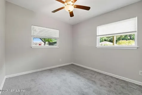 8223 Brackridge Boulevard S Jacksonville FL 32216