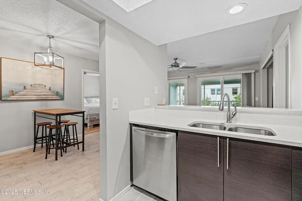 221 6th Avenue S Jacksonville Beach FL 32250