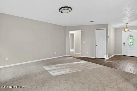 8815 Bronson Lane Jacksonville FL 32219