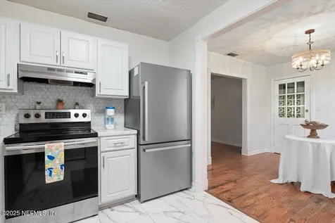 2436 Red Oak Drive Jacksonville FL 32211