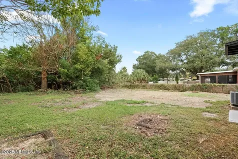 2436 Red Oak Drive Jacksonville FL 32211
