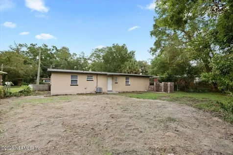 2436 Red Oak Drive Jacksonville FL 32211