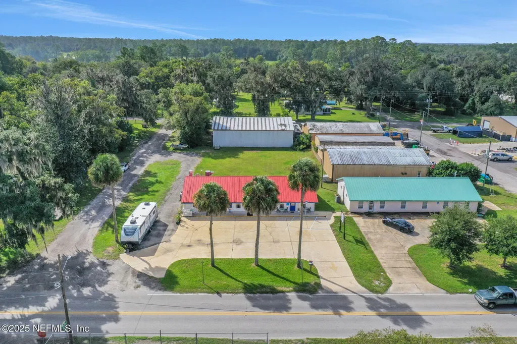 413 Elm Street Welaka FL 32193