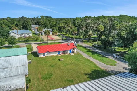 413 Elm Street Welaka FL 32193