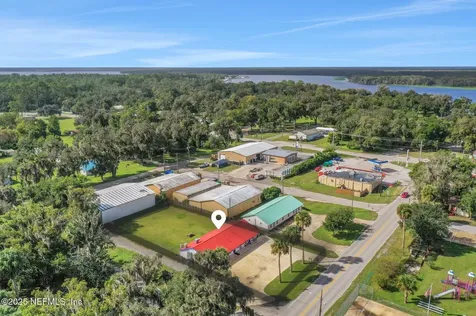 413 Elm Street Welaka FL 32193