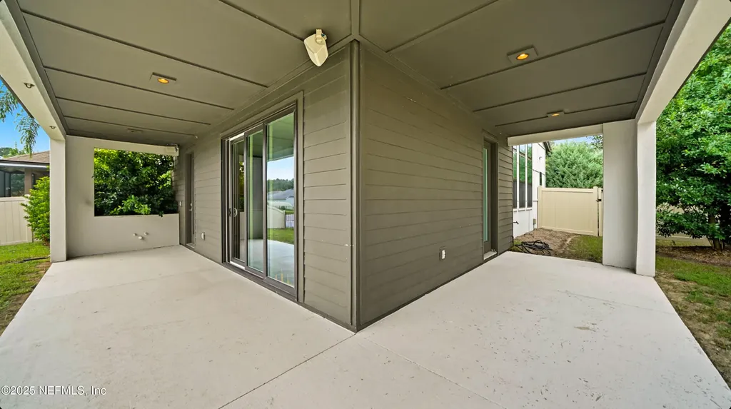 4126 Emilio Lane Jacksonville FL 32226