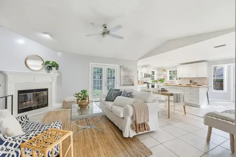 7791 Hunters Lake Circle S Jacksonville FL 32210