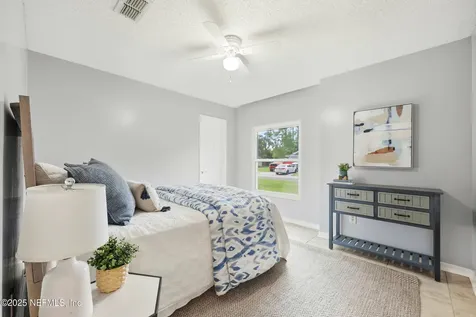 7791 Hunters Lake Circle S Jacksonville FL 32210