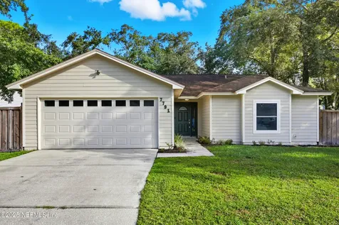 7791 Hunters Lake Circle S Jacksonville FL 32210