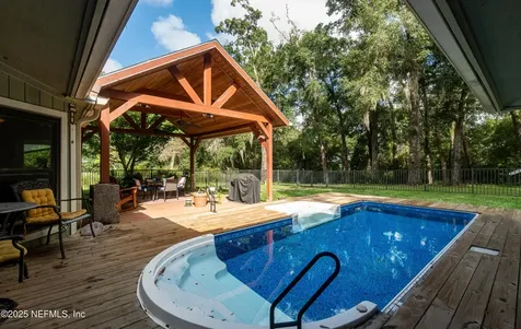 2860 Ravines Road Middleburg FL 32068